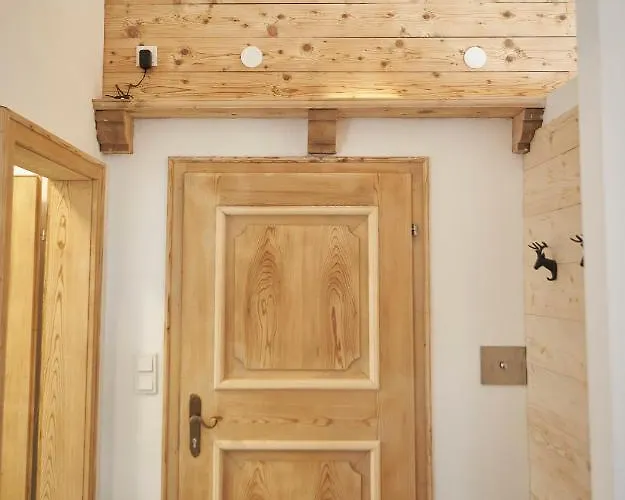 Panorama Apartment *